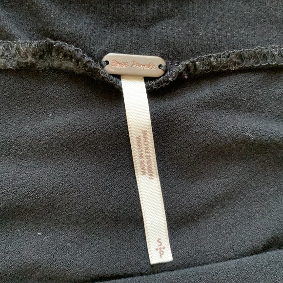 FREE PEOPLE Embroidered puffy Sleeve Off The Shoulder Top size S - Picture 5 of 6